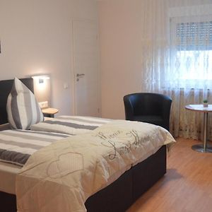 Kamer met een Queen Size Bed