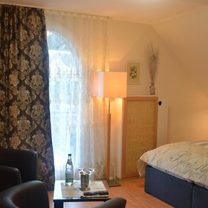 Kamer met een Queen Size Bed